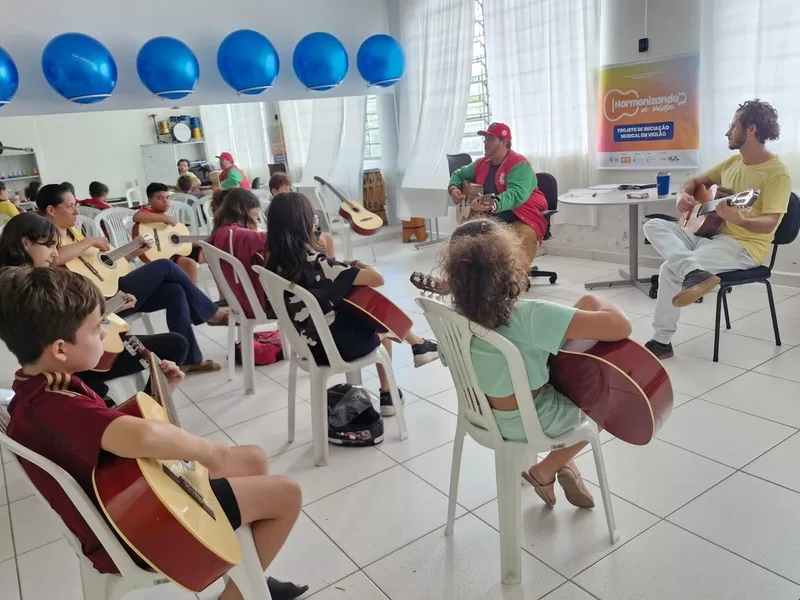 Projeto Harmonizando a Vida promove apresentação de encerramento