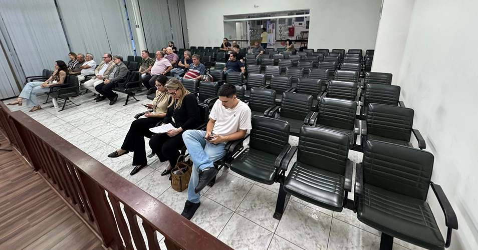 Audiência do Código Tributário tem baixa participação popular