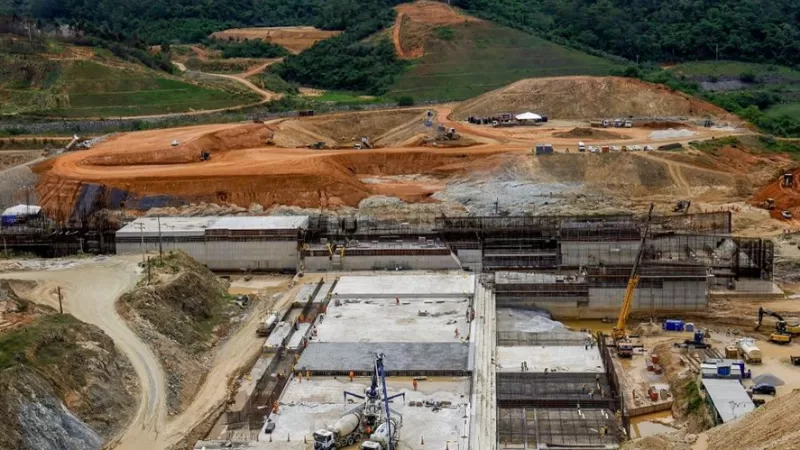 Barragens de Pedreira e Amparo atingem 47% e 58% de execução