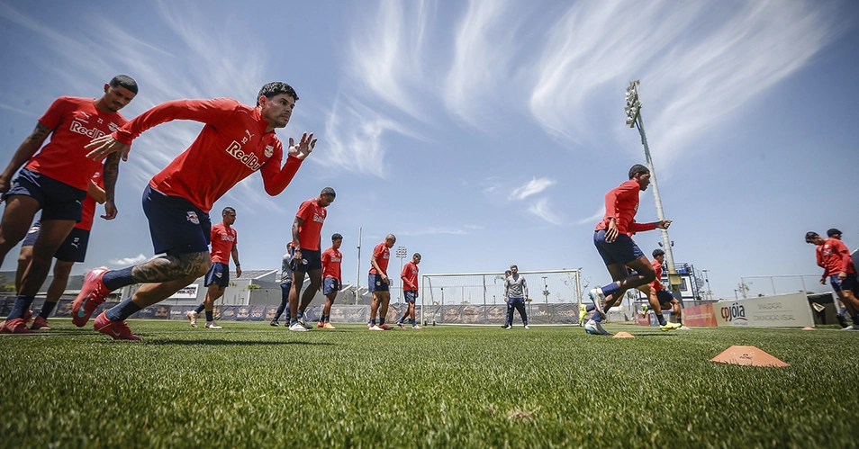 Elenco do Red Bull Bragantino se reapresenta no dia 2