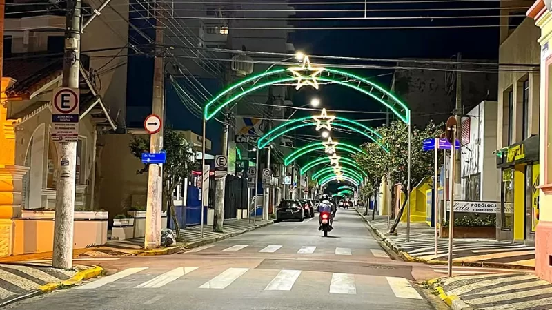 Lojas podem abrir até às 22h em Bragança Paulista