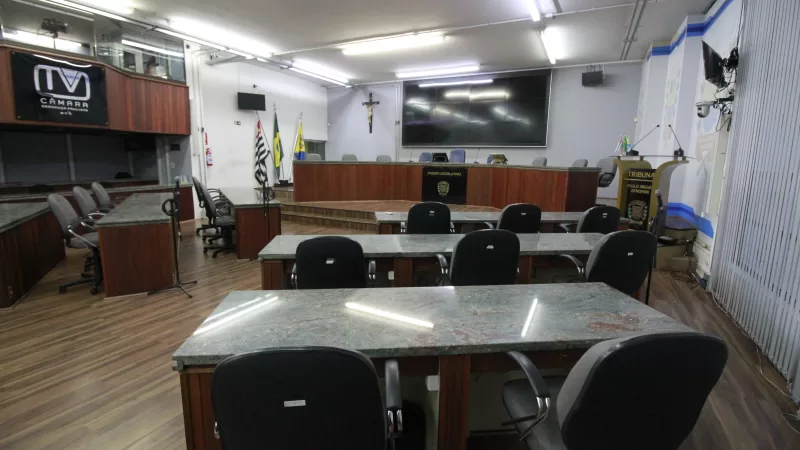 Jornada de professores é discutida em audiência no dia 12