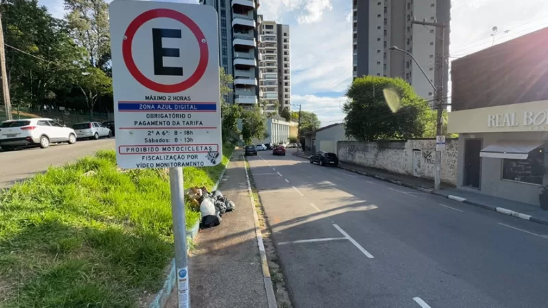 Confira a lista de 57 vias com regulamentação de Zona Azul