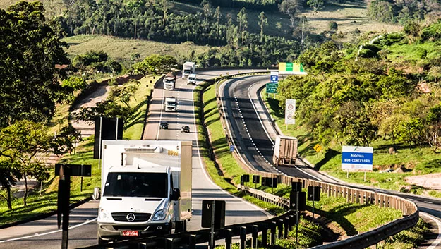 Vai viajar no Natal ou Ano Novo? Pedágios na Fernão Dias estão mais caros