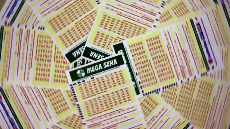 Mega-Sena sorteia R$ 12 milhões neste sábado
