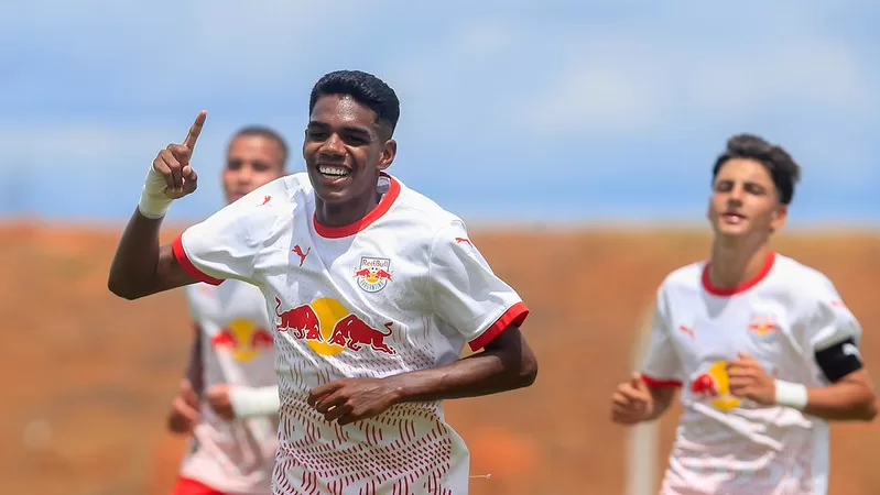 Bragantino vence Cosmopolitanos e avança na Copinha 2026