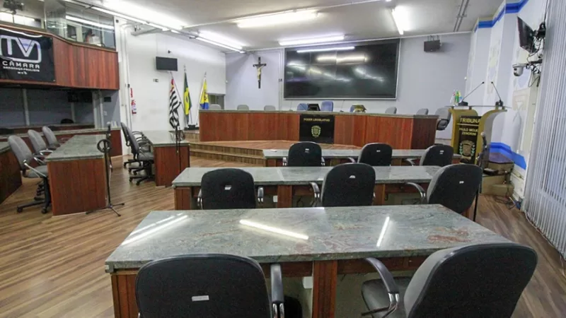 Sessão Extraordinária define Comissões da Câmara
