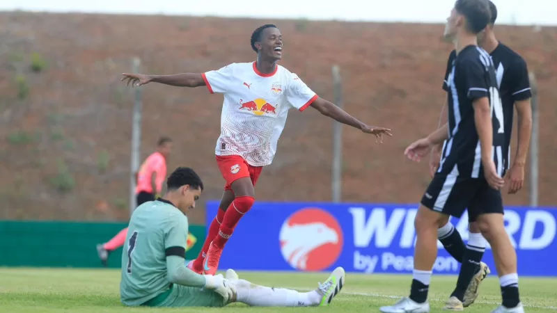 Red Bull Bragantino estreia com goleada na Copinha