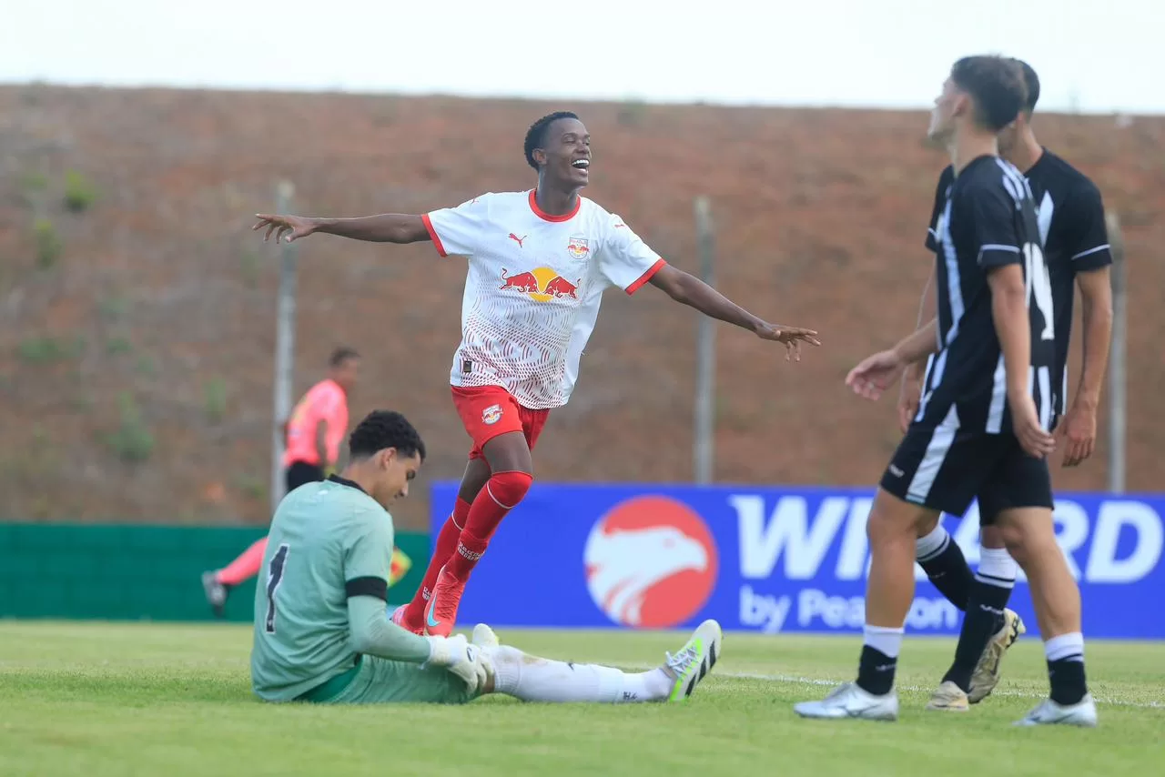 Red Bull Bragantino estreia com goleada na Copinha
