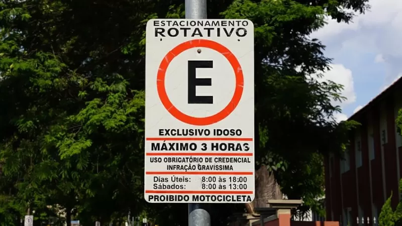Zona Azul fica mais cara em Atibaia