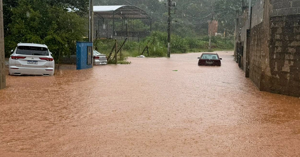 Defesa Civil registra 8 pontos de alagamento em Bragança Paulista