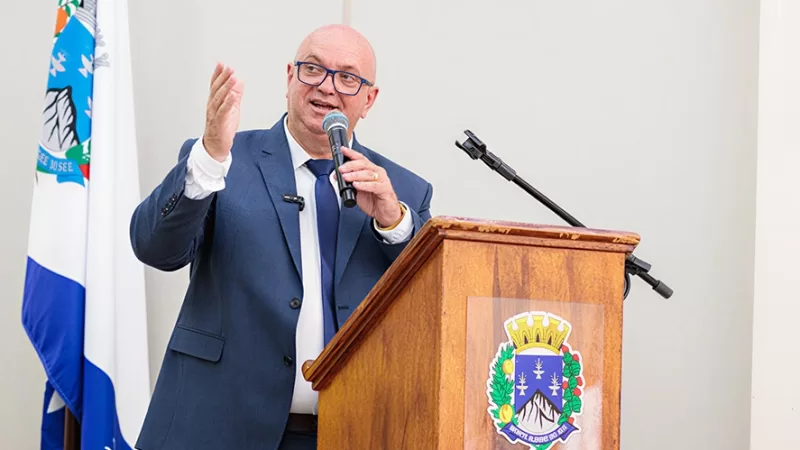 Câmara de Monte Alegre do Sul aprova pedido de cassação do prefeito