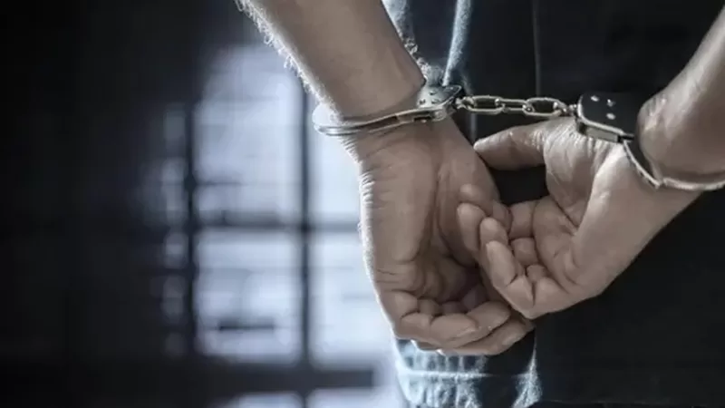 Procurado da Justiça é preso com arma na Vila Aparecida