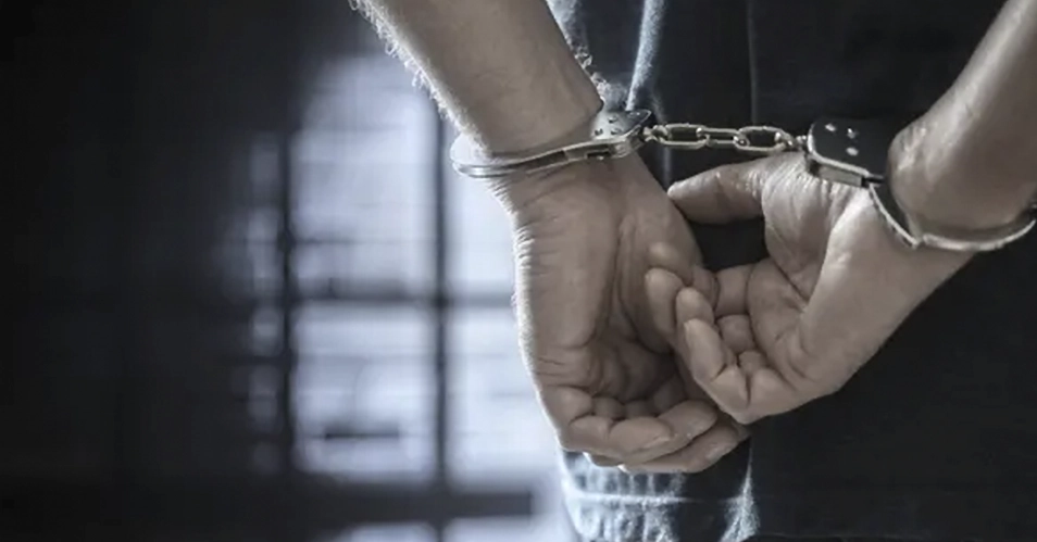 Polícia Militar prende 8 procurados da Justiça