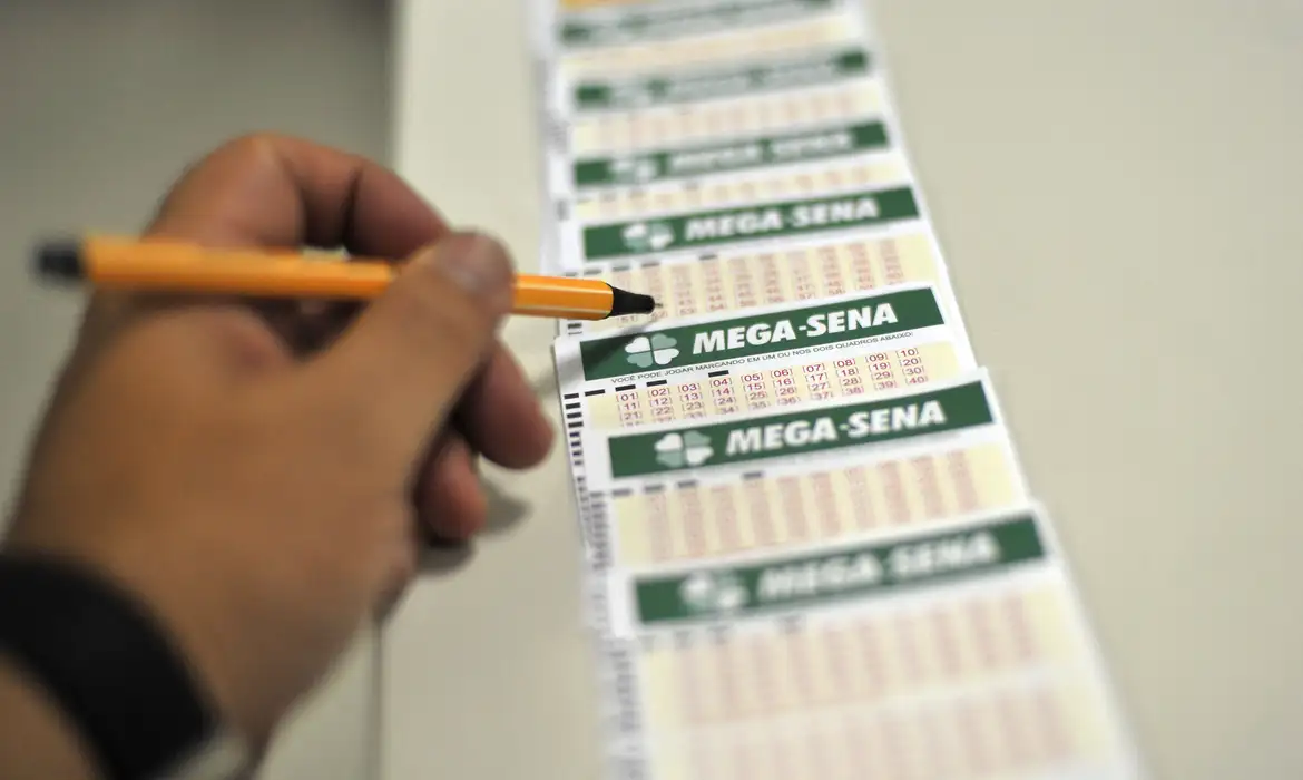 Mega-Sena acumulada sorteia R$ 47 milhões nesta terça