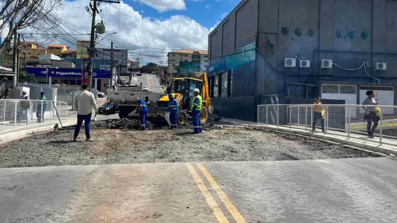 Ponte recém-inaugurada é fechada pela segunda vez em 9 meses