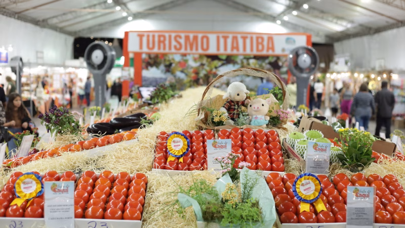 21ª Festa do Caqui vai de 10 a 19 de abril em Itatiba