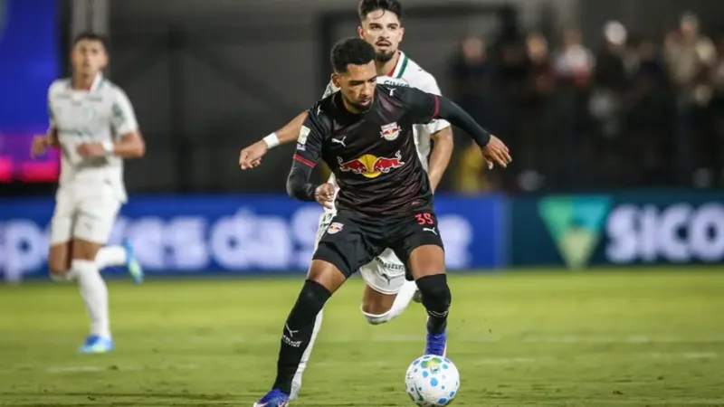 Red Bull Bragantino cai na classificação após derrota para o Palmeiras