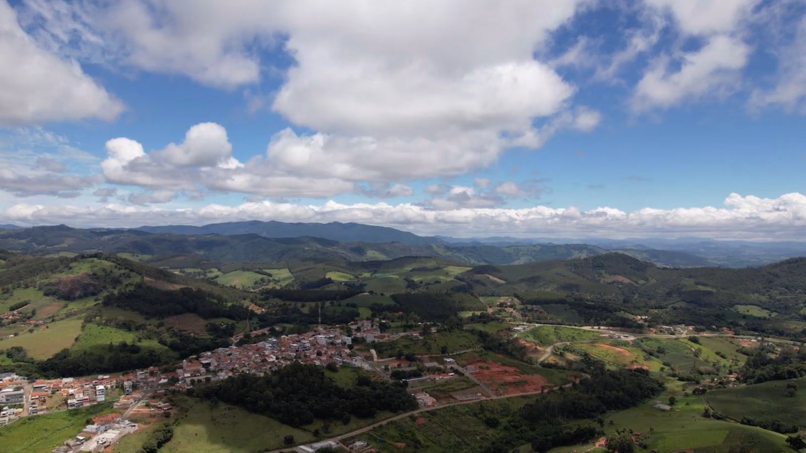 Do contrato de gaveta à matrícula: o Guia Definitivo da REURB com a LC Engenharia