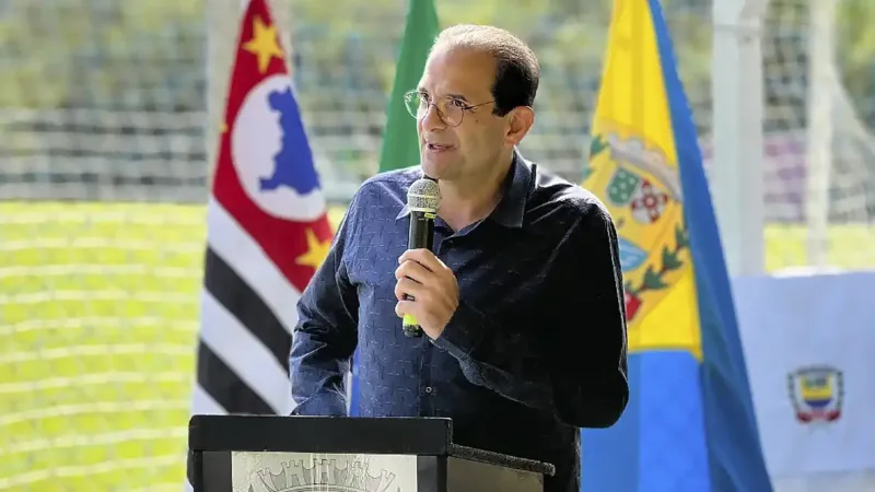 Prefeito Edmir Chedid se licencia do cargo para novas férias