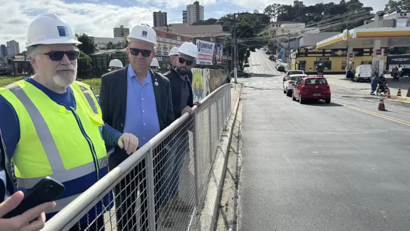 CREA-SP inspeciona pontes em Bragança Paulista