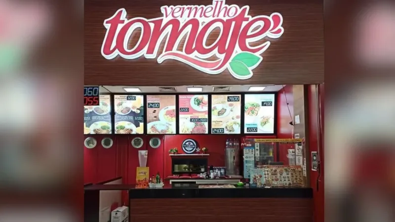 Restaurante Vermelho Tomate abre vaga para auxiliar de cozinha