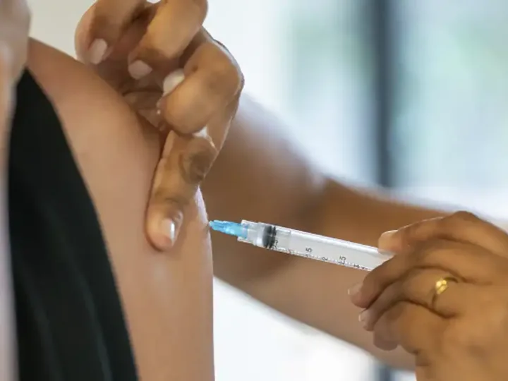 Vacinação contra a gripe é ampliada para toda a população