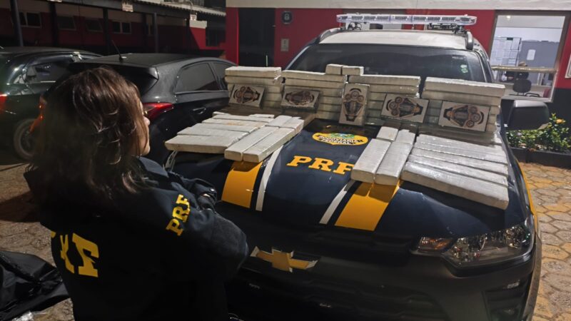PRF apreende mais de 50kg de drogas na Fernão Dias