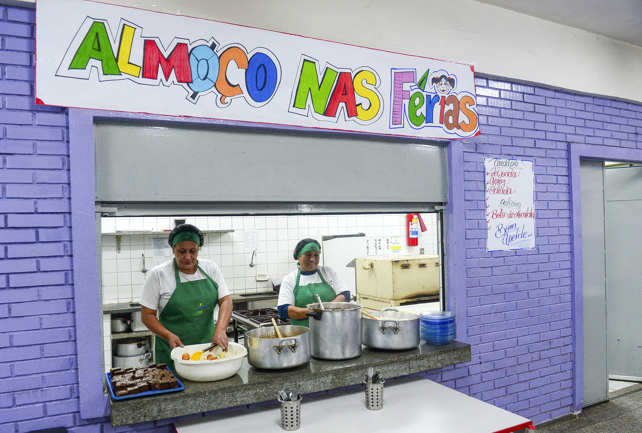 Almoço nas férias: alunos da rede estadual tem até sexta para fazer cadastro