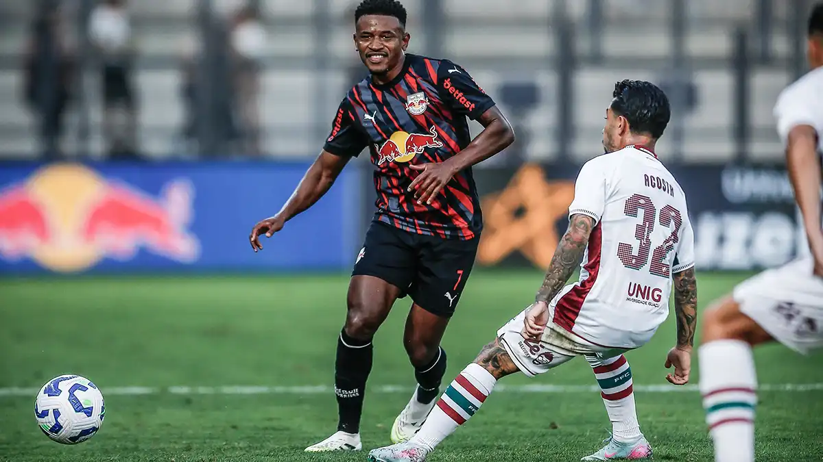 Red Bull Bragantino retoma o Brasileirão contra o Fluminense