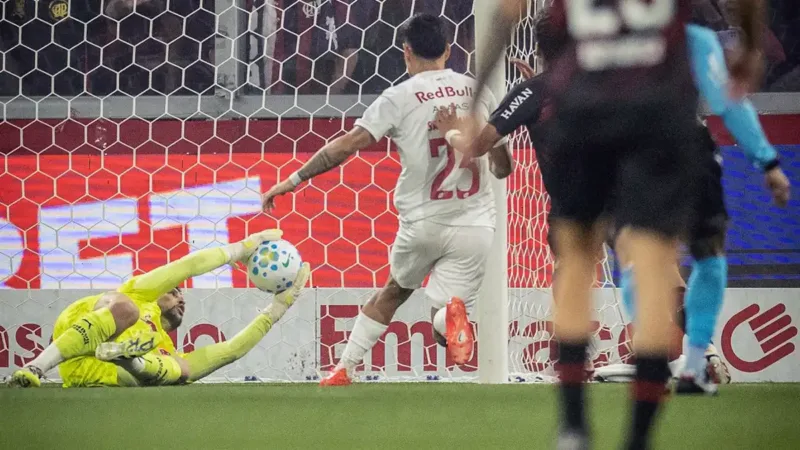 Em Curitiba, Red Bull Bragantino empata com o Athletico Paranaense