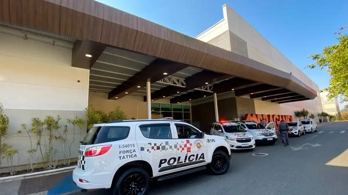 Joalheria é alvo de tentativa de furto no Bragança Shopping