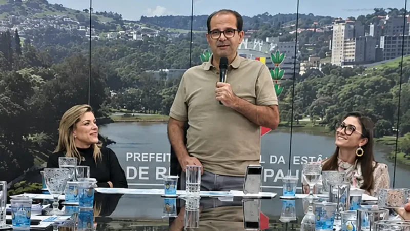 Prefeito Edmir Chedid promete acabar com filas de espera da saúde