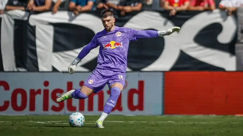 Volpi falha e derrota derruba Red Bull Bragantino para 8º