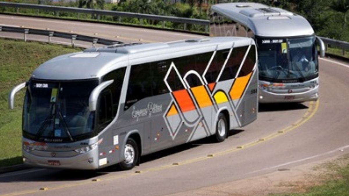 CRT Ambiental e Transportes contrata Motorista Rodoviário/Fretamento