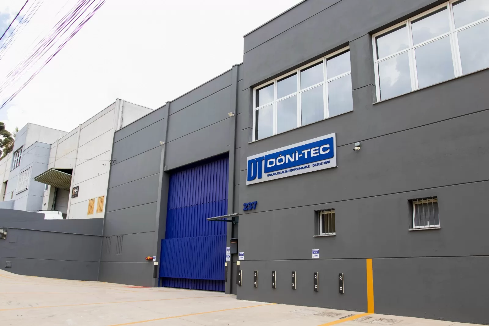 Dóni-Tec abre vagas em duas áreas em Bragança