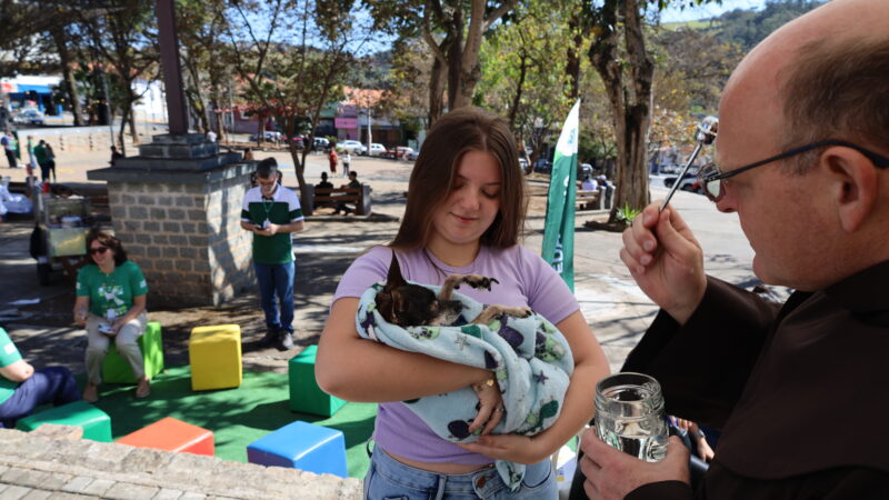 USF em Ação arrecada itens de higiene pessoal para o Fundo Social de Solidariedade 