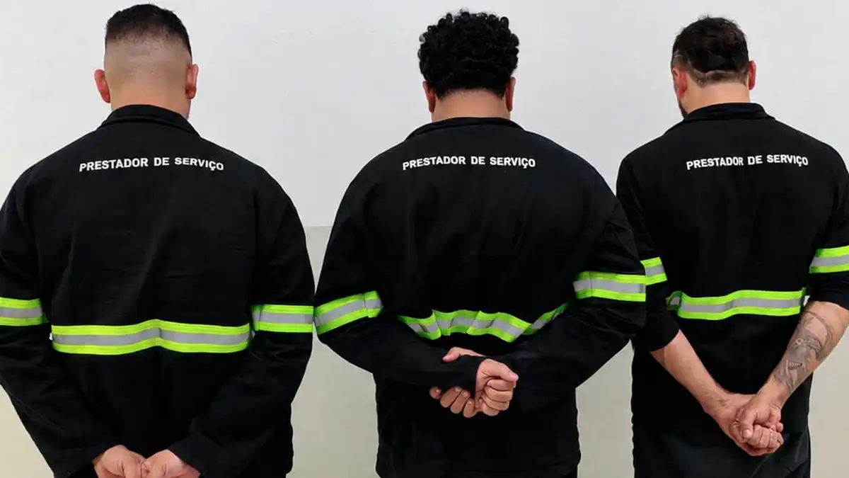 Falsos trabalhadores são presos por furto de fios em Bragança Paulista