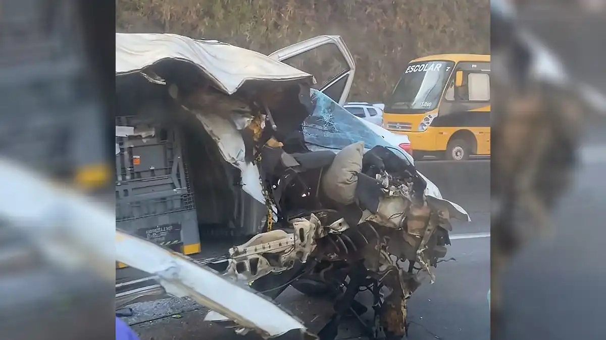 Grave acidente interdita parcialmente Rodovia Fernão Dias