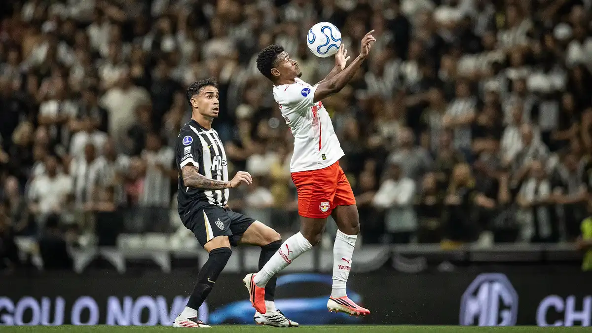 Em partida atrasada, Red Bull Bragantino retoma o Brasileirão