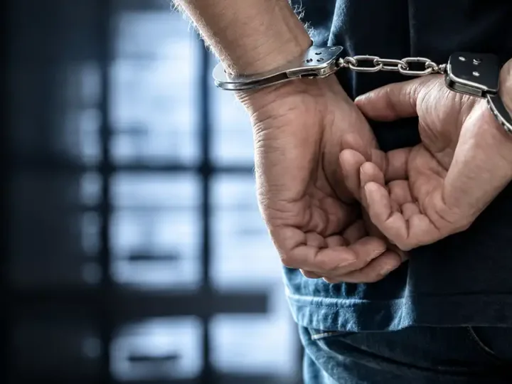 Homem é preso após descumprir medida protetiva no Jardim Novo Mundo