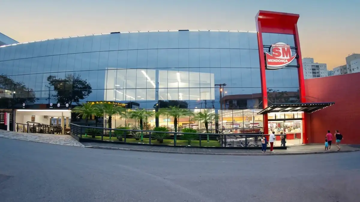Supermercados Mendonça realiza ‘Dia de Entrevistas’ nesta sexta