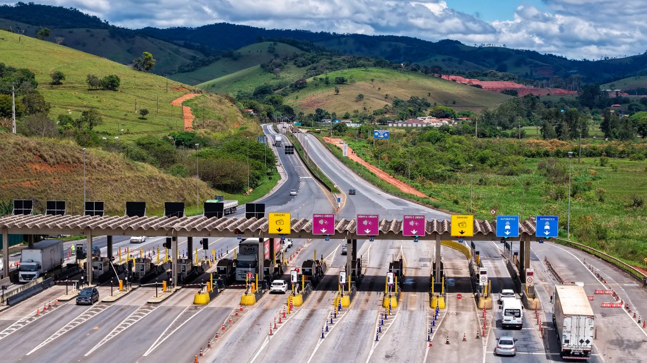 Fernão Dias: 1 milhão de veículos devem passar rodovia no feriado